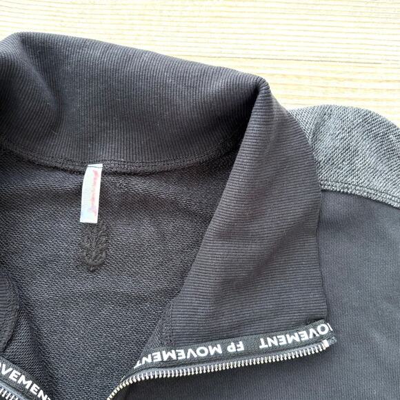 New FP Movement High Jump Zip Up Terry Jacket | Black Size Large - Picture 2 of 6